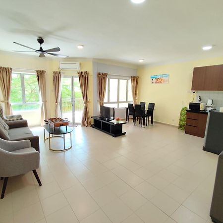 Jojo Homestay Tiara Residence Desaru Bagian luar foto