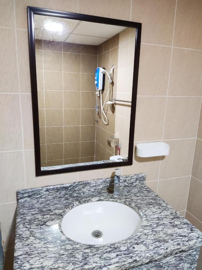 Jojo Homestay Tiara Residence Desaru Bagian luar foto